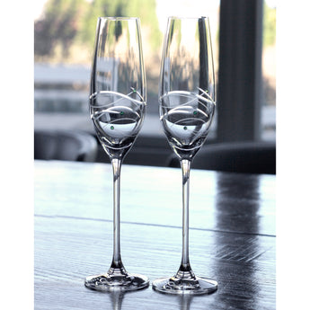 Windswept Toasting Flutes