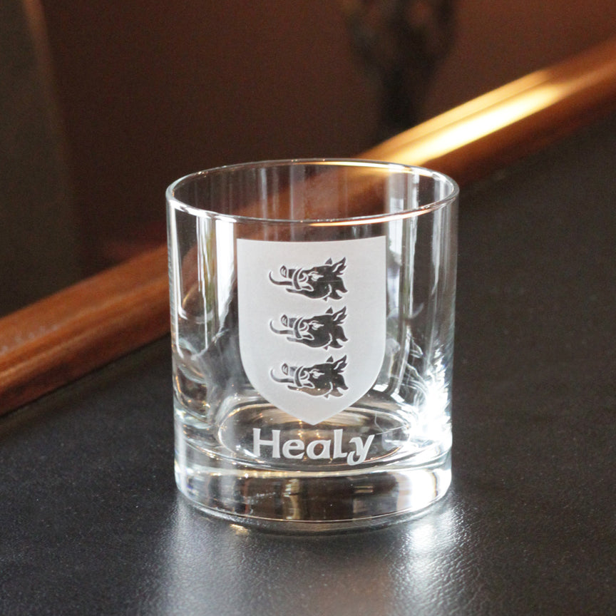 Spectacles Crest Family Crest Whiskey Glasses – Healy Glass Artistry
